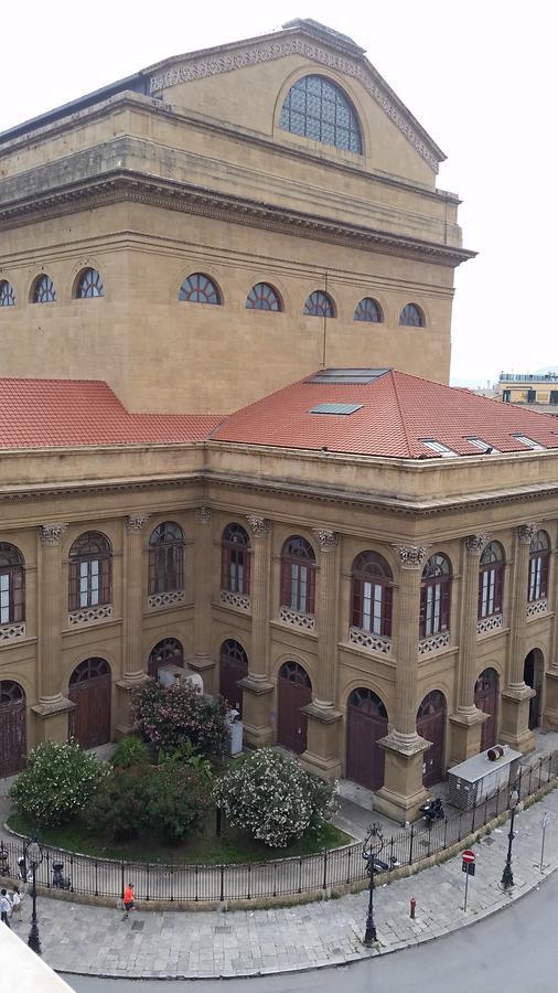 Al Massimo 36 Bed & Breakfast Palermo Bagian luar foto